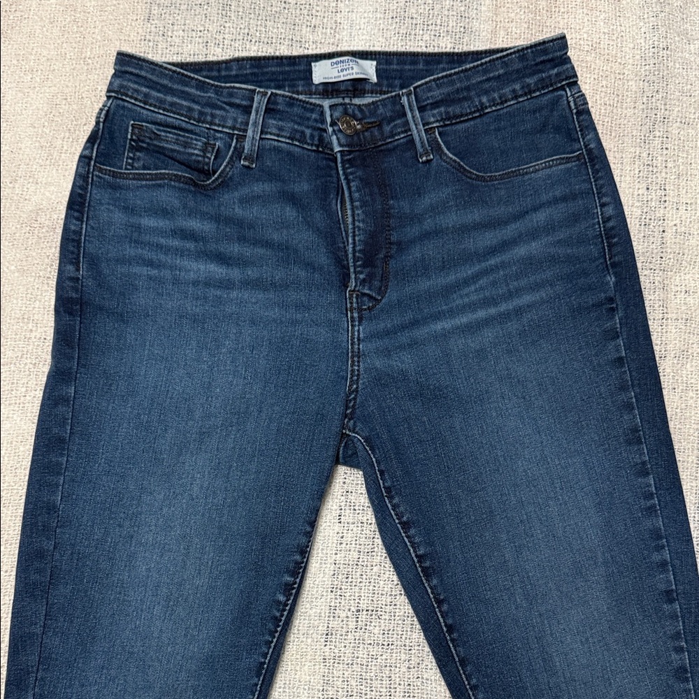 Denizen from Levi's Women's Dark Blue Skinny Jeans